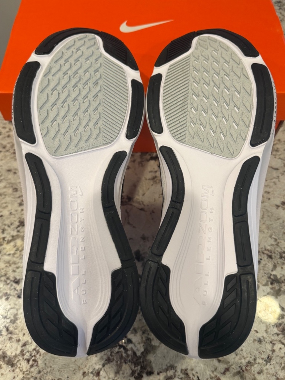 Men’s Nike Pegasus 42 - Picture 3 of 5